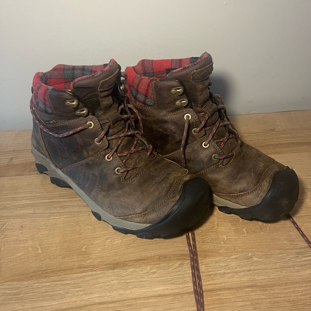 Keen Arctic Brown Leather Hiking Boots - 11